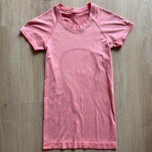 Lululemon Coral Short Sleeve Women's Tee Size 2